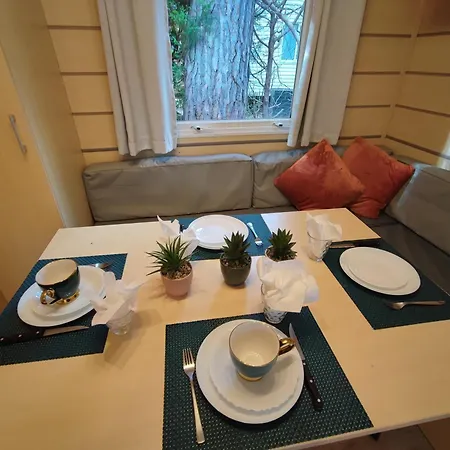 Tiny Sweet * Saint-Chéron