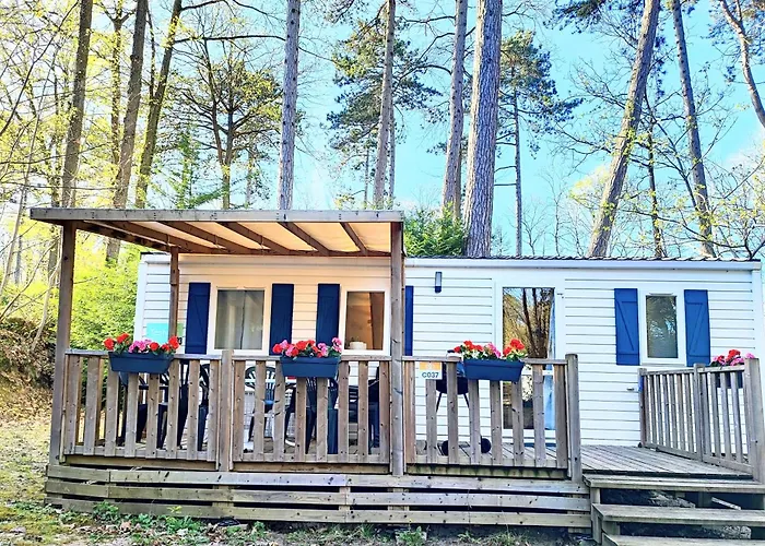 Parque de Campismo Tiny Sweet Saint-Chéron