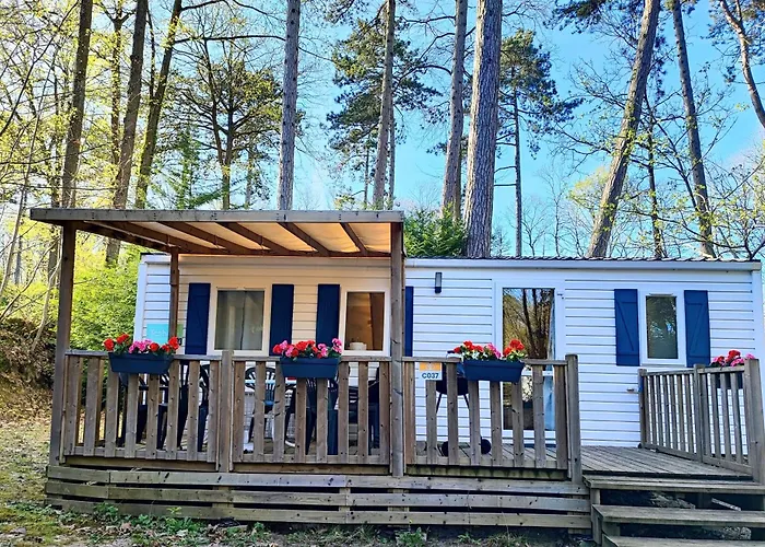 Tiny Sweet Saint-Chéron